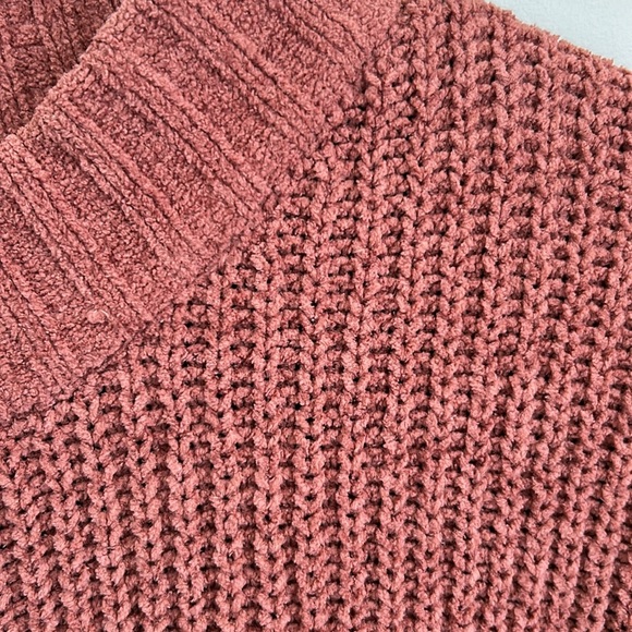 Dark pink cropped sweater - Picture 3 of 5